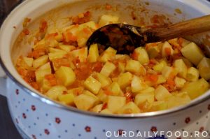 ciorba de cartofi cu tarhon