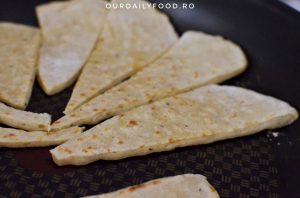 Lipii de casa coapte in tigaie