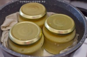 Pasta sau piure de mere fara zahar - pentru iarna