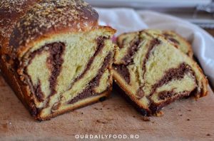 Cozonac vegan sau de post aromat cu portocala