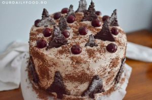 Tort Padurea Neagra de post/vegan