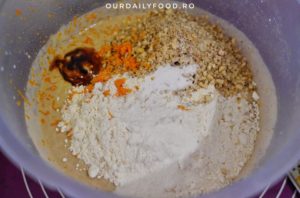 Chec vegan cu banane, nuci si migdale