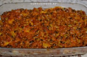 Lasagna vegetariana cu legume si bechamel