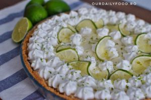 Tarta fara coacere cu lime (lamaie verde)