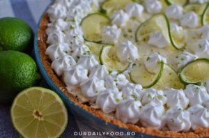 Tarta fara coacere cu lime (lamaie verde)